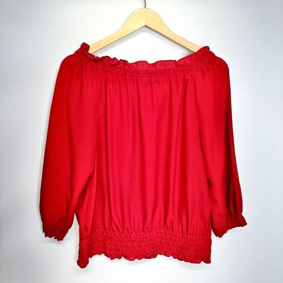 Joie Women’s Red Off Shoulder Tie Up Front Blouse Size Medium - Picture 3 of 8